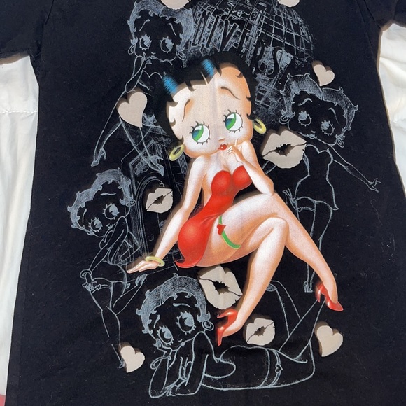 UNIVERSAL STUDIOS BETTY BOOP GRAPHIC TSHIRT BLACK WOMENS size Small - Picture 3 of 4